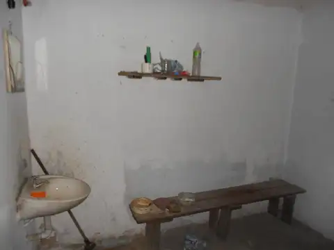 Galpon en Alquiler 15,63  mts Frente