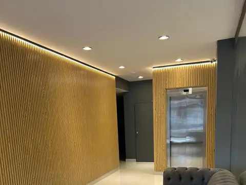 Montañeses e/ Mendoza y Avenida Olazábal