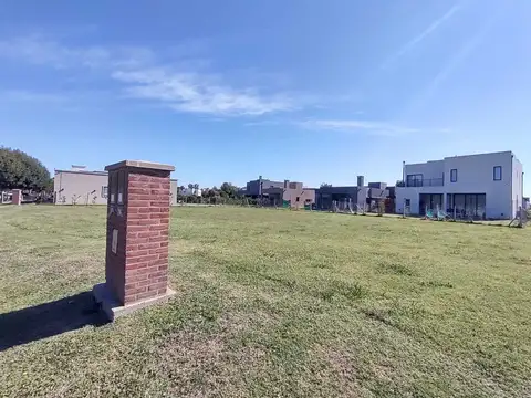 Terreno en Venta en Countries y Barrios Cerrados en Pilar, USD 47.000