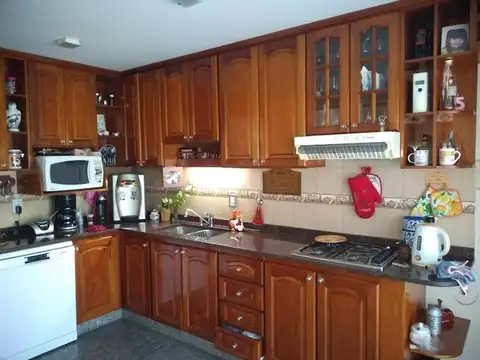 VENTA - Casa Dean Funes 1500 - Ciudad Madero