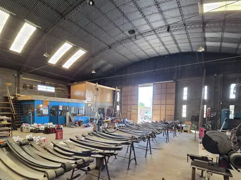 VENTA GRAN GALPON INDUSTRIAL CON VIVIENDA SOBRE RUTA PROVINCIAL 50, MAIPU, MENDOZA