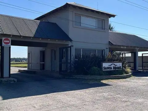 Lote a la laguna en Santa Isabel