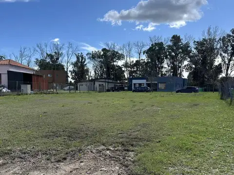 Terreno a la laguna en Santa Isabel