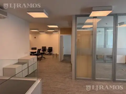 Oficina en Alquiler al Norte