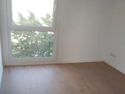 SEMIPISO A ESTRENAR (OPCIONAL COCHERA Y BAULERA