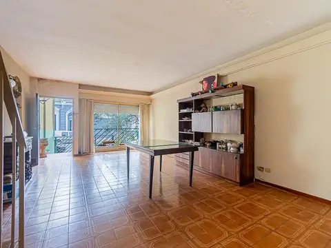 Depto Tipo Casa en Venta de 4 ambientes