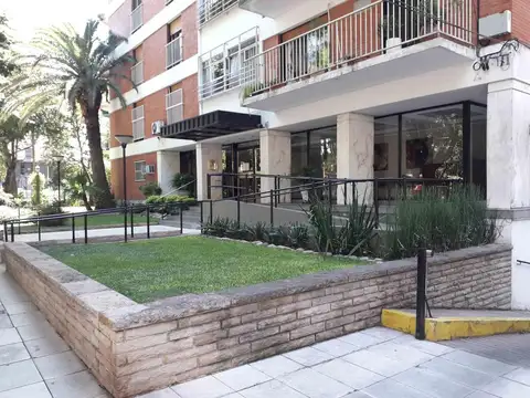 Departamento de 3 ambientes en olivos