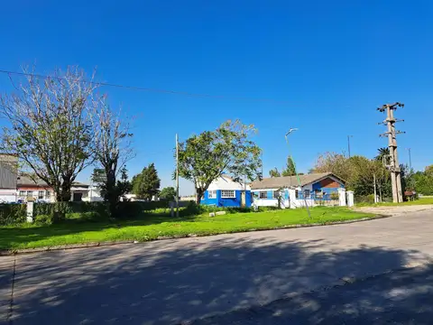 Terrenos y Lotes en Venta en La Plata [Cod: 999]