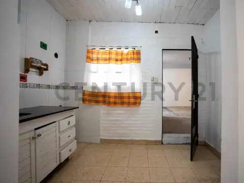 164 E/ 66 y 67 , Piso 0