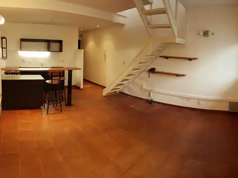 Depto Tipo Casa en Alquiler al Sureste