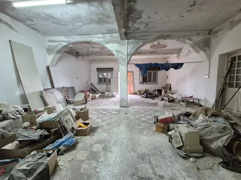 Gran Terreno sobre Av 9 de Julio con mejora!