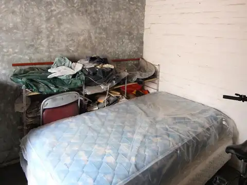 Dúplex 3 ambientes con patio y parrilla en Olivos.