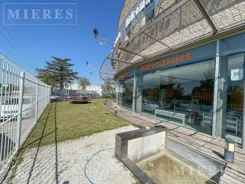 Edificio comercial en venta sobre Colectora Panamericana Ramal Pilar