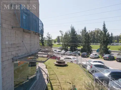 Local en Venta en Del Viso, USD 1.570.000