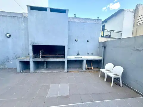 Depto Tipo Casa 4 ambientes con 2 baños