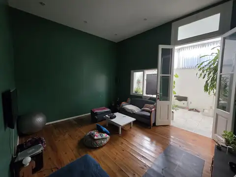 Depto Tipo Casa en Venta en Colegiales, USD 198.000