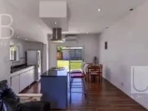 Casa en Arturo Segui