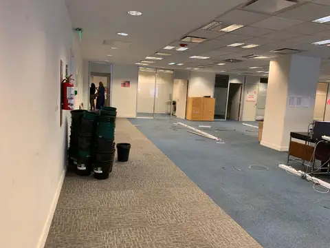 AV CORRIENTES esq RECONQUISTA