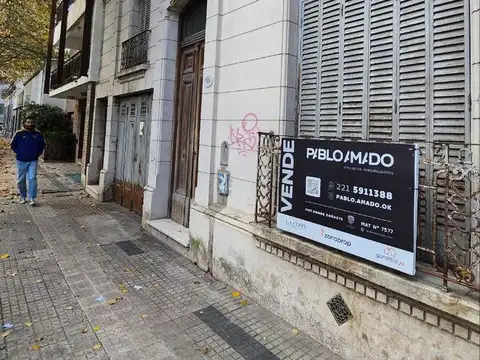 Terreno  en 43 entre  12 Y 13