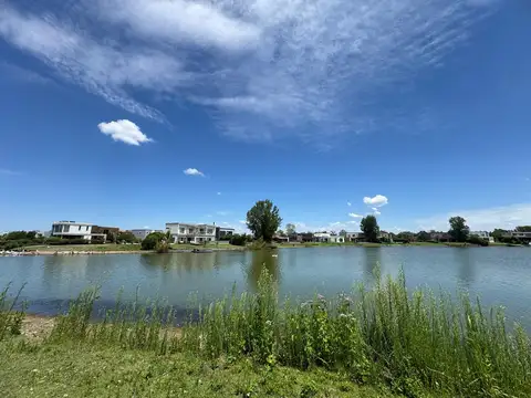 Terreno en Venta en El Canton, USD 165.000