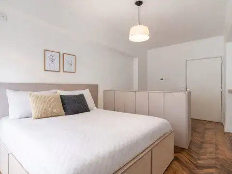 VENTA - MONOAMBIENTE CON PATIO - RECICLADO  A NUEVO  - BAJAS EXPENSAS