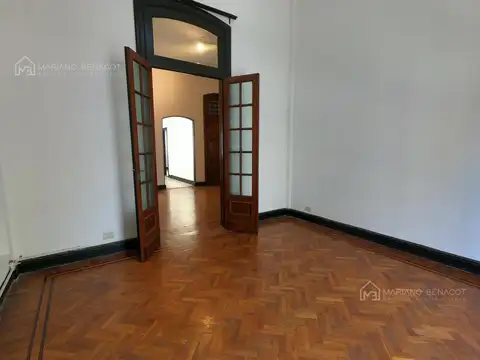 Departamento en Venta en Balvanera, USD 240.000