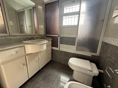 VENTA CASA 2 DORM CON PISCINA APTA CREDITO MORENO