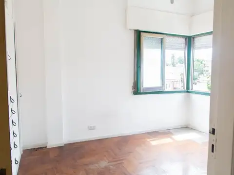 Depto Tipo Casa en Venta en Villa Ballester, USD 65.000