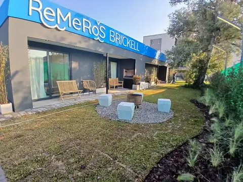 Vende Dos amb. Brickell Remeros balcón, pileta sum