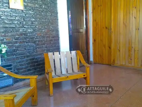 Casa 4 ambientes con 1 baño