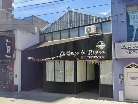 Excelente local con oficinas en alquiler, en Beccar.