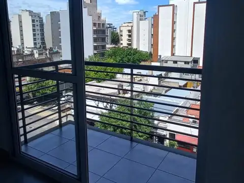 A ESTRENAR 1 AMB C/BALCON FTE