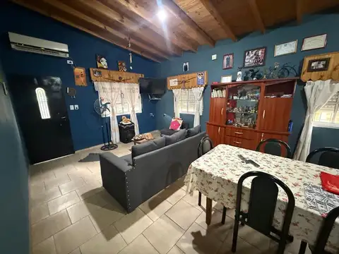 Casa en Venta con 3 cocheras
