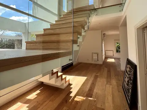 Casa en Venta al Oeste