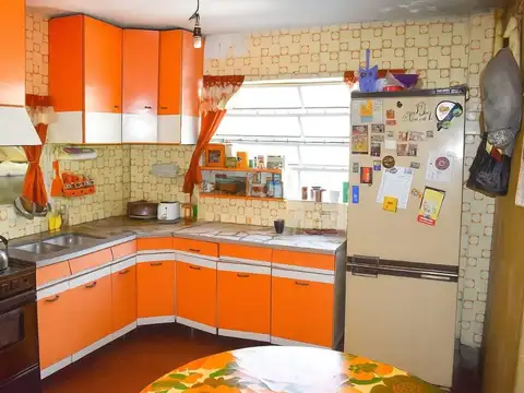 Casa + galpón Oportunidad de Inversión Lote 559 m2