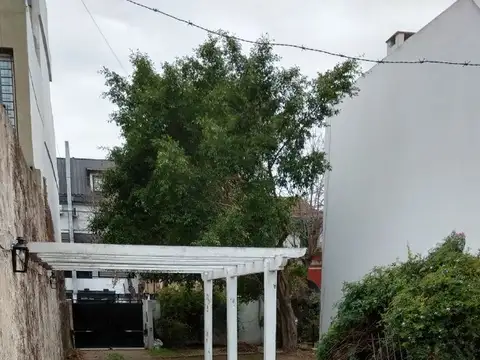 Casa 6 ambientes con 3 baños