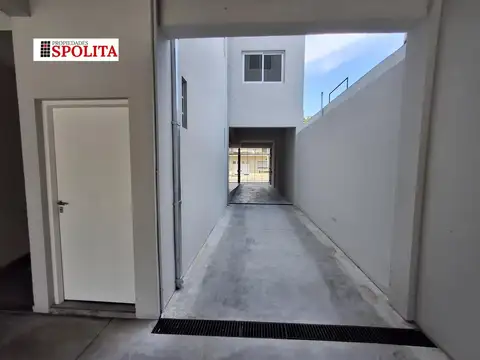 Cochera en Chilavert