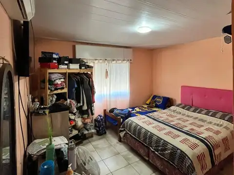 Casa 5 ambientes con 2 baños