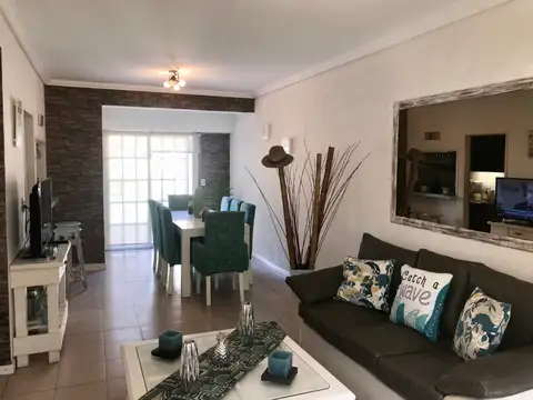 Casa en Venta en Burzaco, USD 178.000