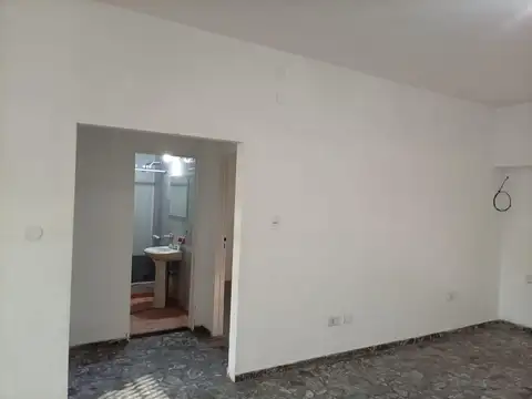 Depto Tipo Casa en Alquiler de 2 dormitorios