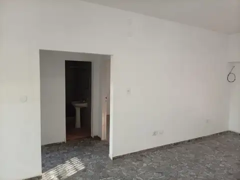 Depto Tipo Casa en Alquiler de 3 ambientes
