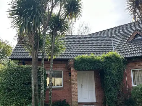 Casa en Alquiler de 4 dormitorios