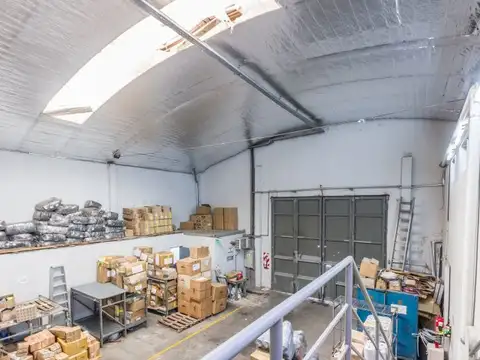 Galpon en Alquiler en Lomas Del Mirador, USD 10.000