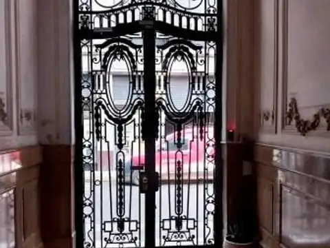 Hipolito Yrigoyen 800