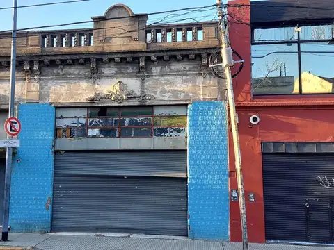 Av. Chiclana al 3600