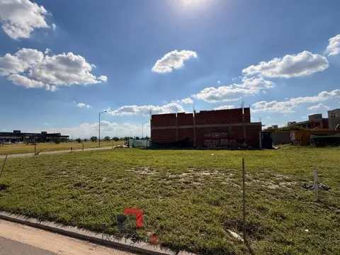 Terreno en Venta en Terrazas De Manantiales, USD 74.000