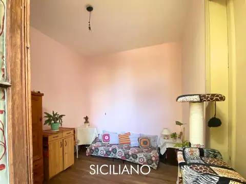 Depto Tipo Casa en Venta 60 años