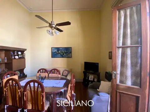 Depto Tipo Casa en Venta de 4 ambientes