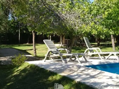 VENDO CASA QUINTA ENTRE LUNLUNTA y CRUZ DE PIEDRA- MAIPU