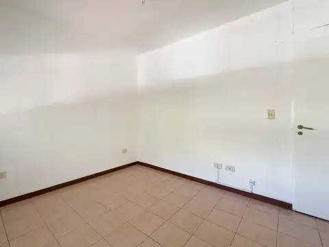 Depto Tipo Casa en Venta al Oeste